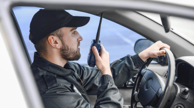 Czym się różnią grupy interwencyjne od grup mobilnych?