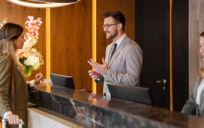 Usługi Recepcyjne awizacja gości, automatyzacja, concierge