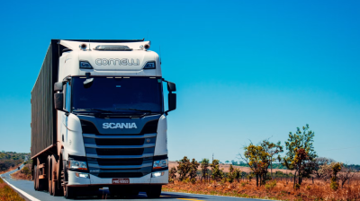 Ochrona transportu i stref załadunku – jak zabezpieczyć kluczowy etap łańcucha dostaw?