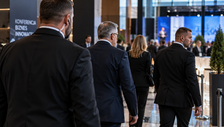 Ochrona VIP na wydarzeniach biznesowych – jak bezpiecznie zabezpieczyć kluczowych gości eventu?